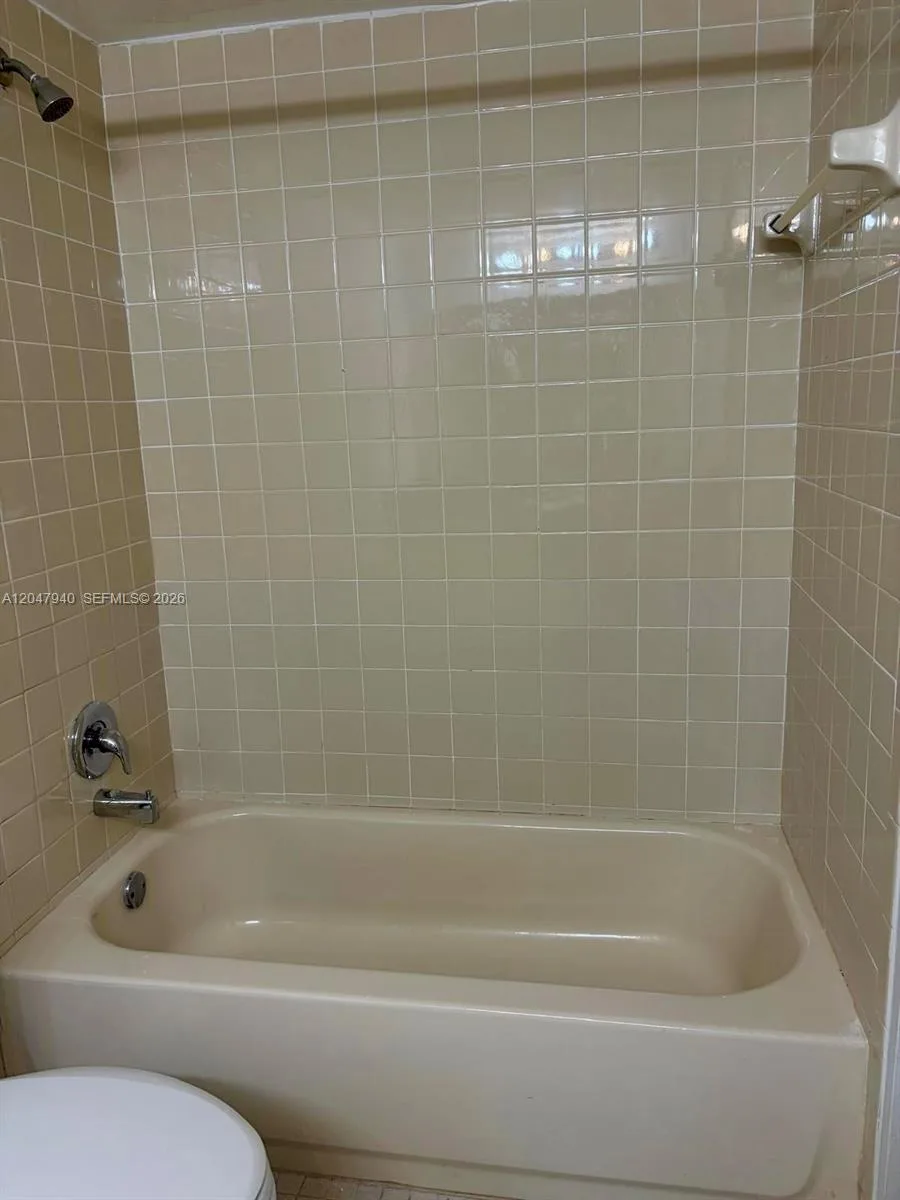 100 NW 76th Ave # 102-2, Plantation, FL 33324 photo 11