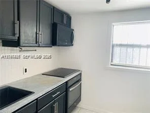 1079 NW 112th Ter, Miami, FL 33168 photo 5