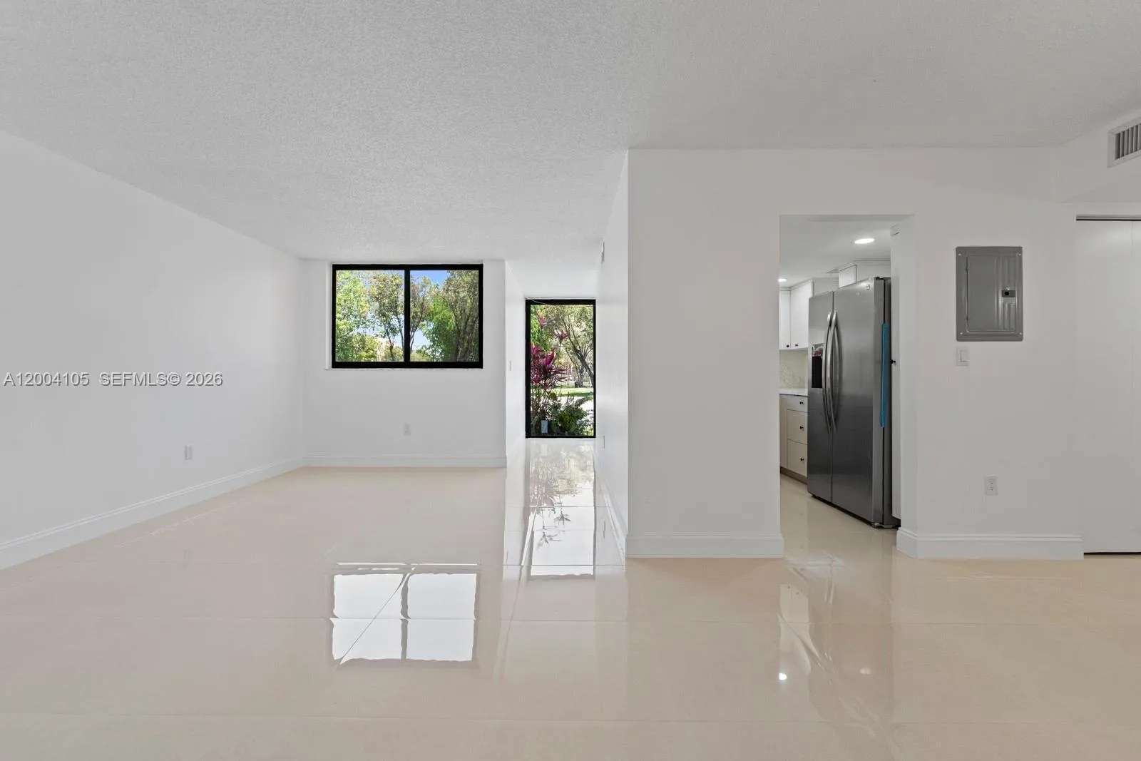 9440 W Flagler St # 106, Miami, FL 33174 photo 2