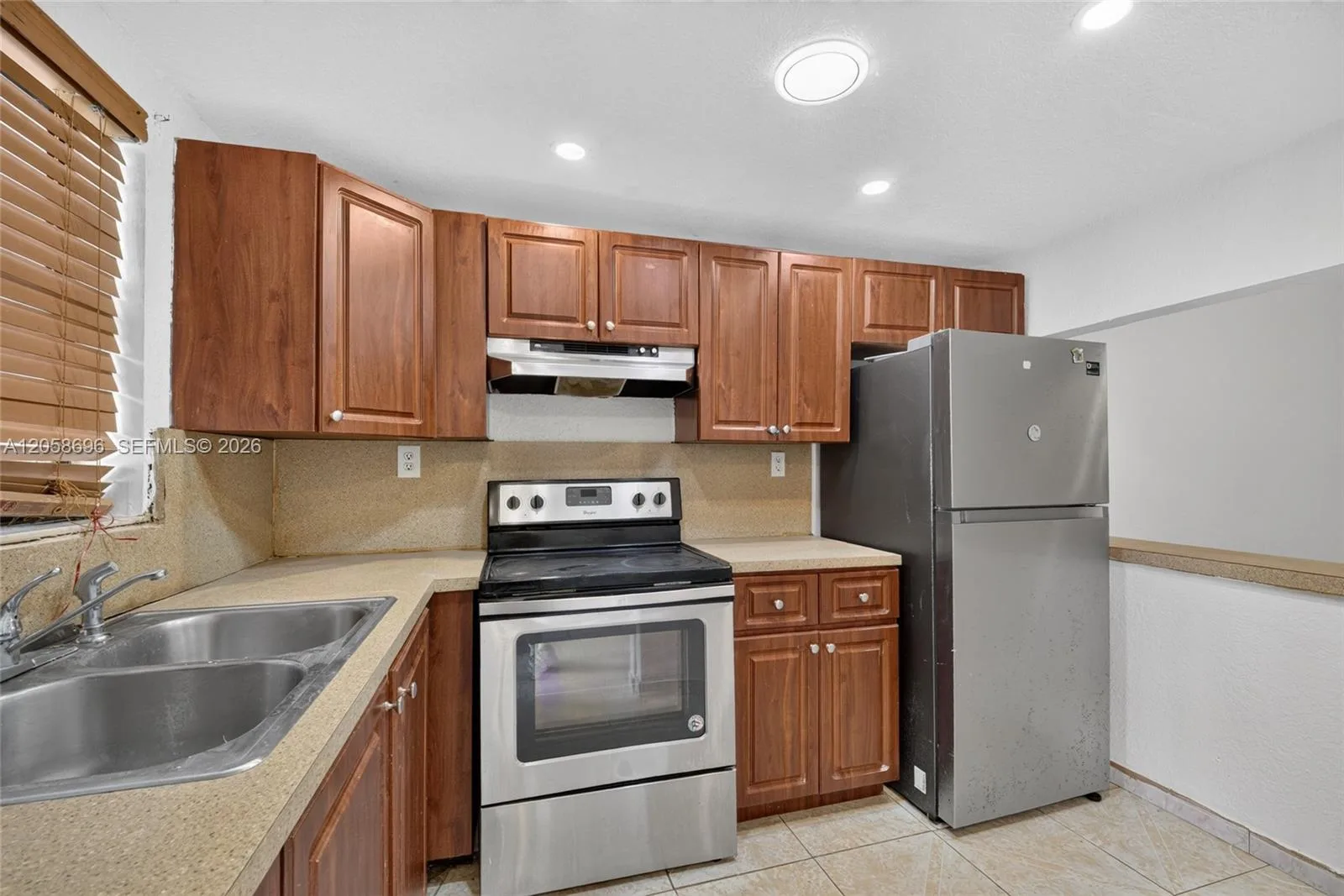 6001 Shakerwood Cir # 108, Tamarac, FL 33319 photo 3