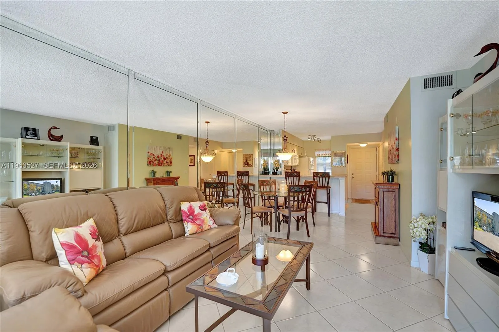 2228 N Cypress Bend Dr # 103, Pompano Beach, FL 33069 photo 12