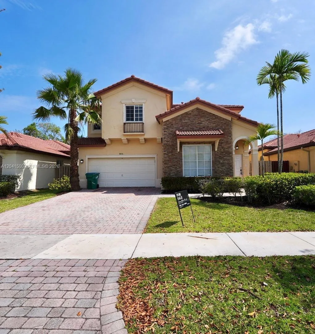 8836 SW 221 TERR, Miami, FL 33190