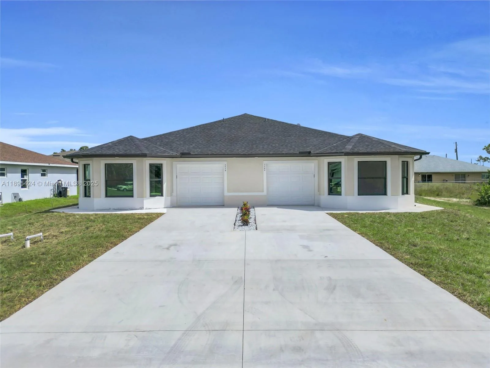 2508 Park Rd, Lehigh Acres, FL 33971