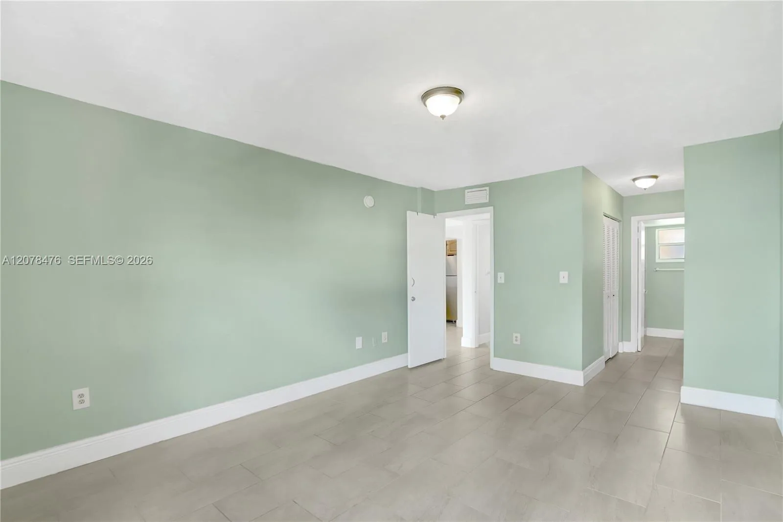600 NE 25th St # PHD/73, Miami, FL 33137 photo 12