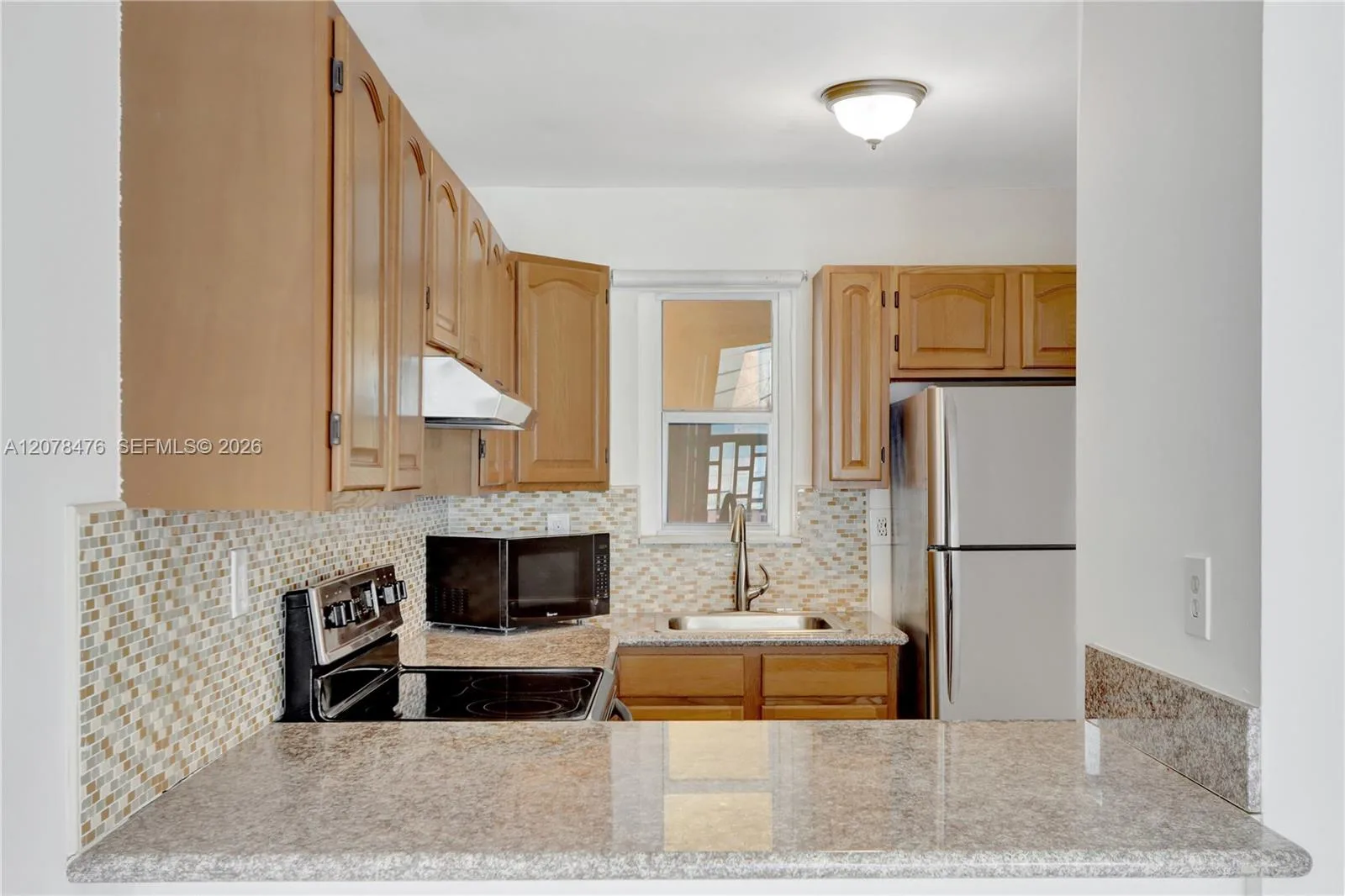 600 NE 25th St # PHD/73, Miami, FL 33137 photo 8