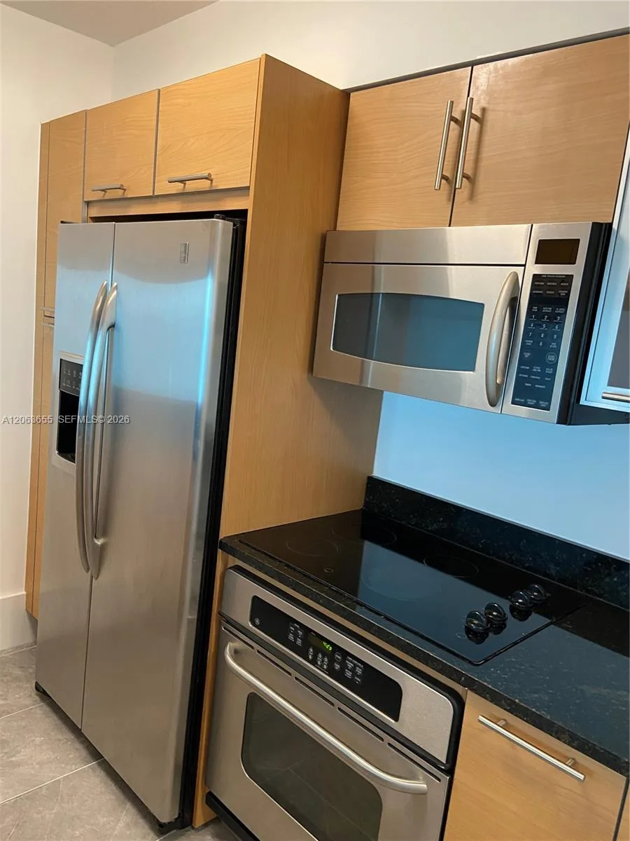 31 SE 5th St # 2103, Miami, FL 33131 photo 5