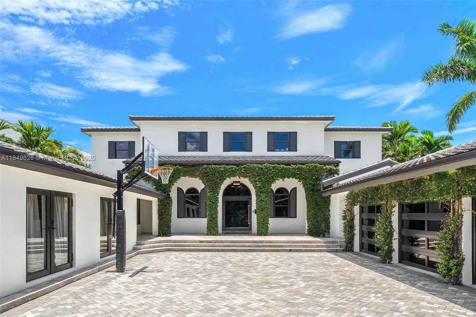Listing photo 8