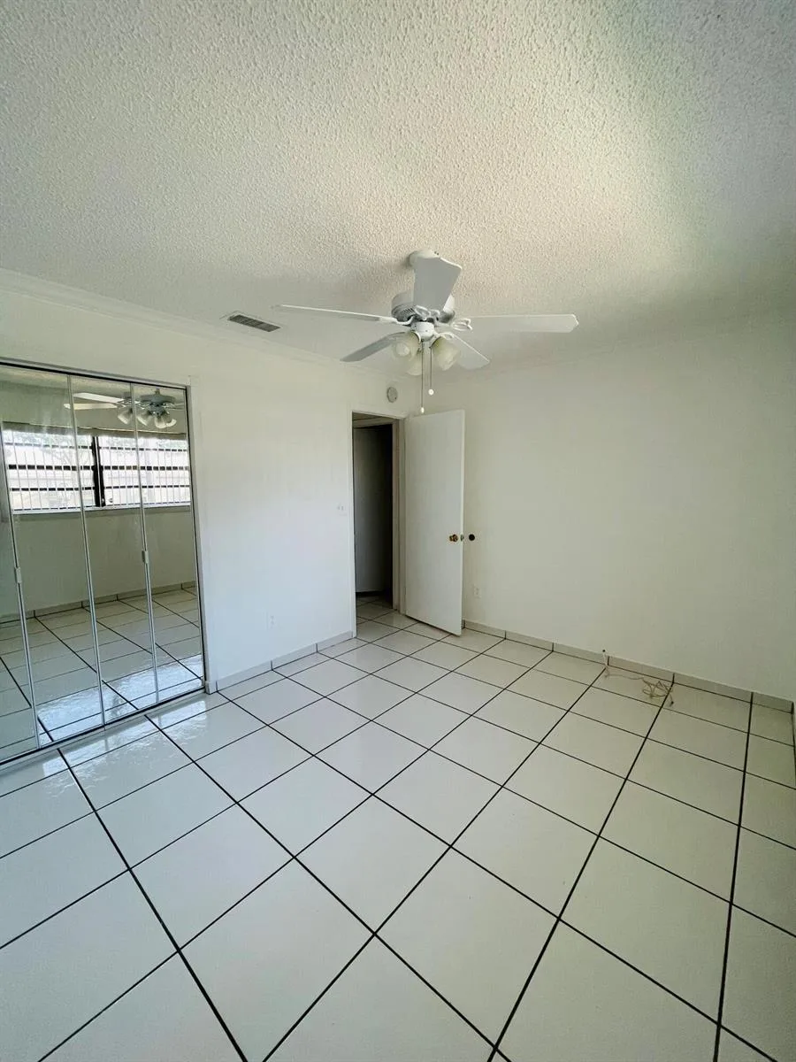 18340 Mediterranean Boulevard # 2806, Hialeah, FL 33015 photo 10