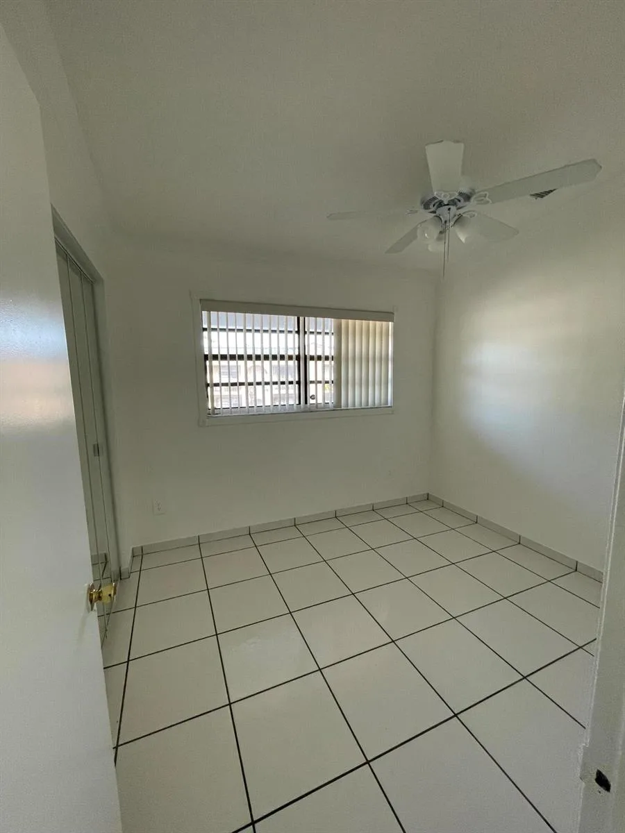 18340 Mediterranean Boulevard # 2806, Hialeah, FL 33015 photo 9