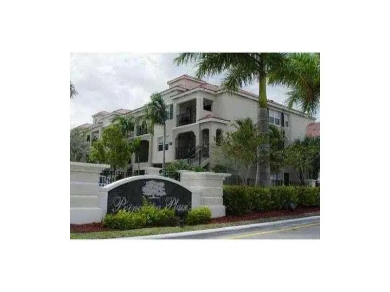 5900 W SAMPLE Road # 102, Coral Springs, FL 33067