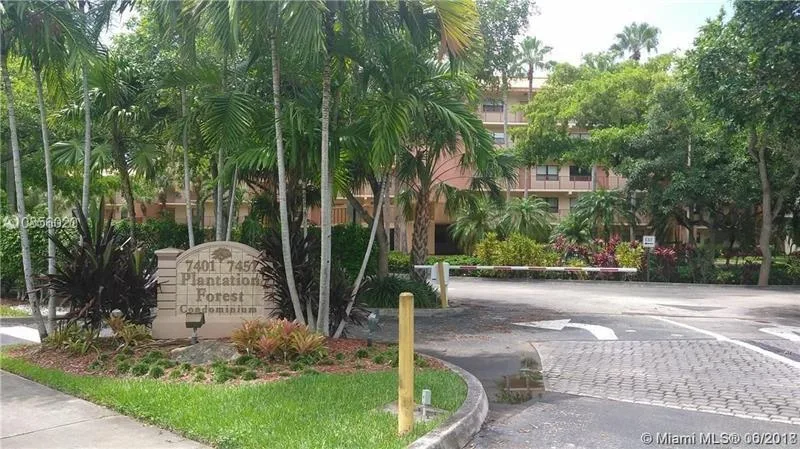 7451 NW 16th Street # 104, Plantation, FL 33313