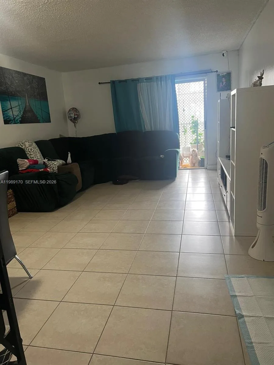 6125 W 20th Ave # 306, Hialeah, FL 33012