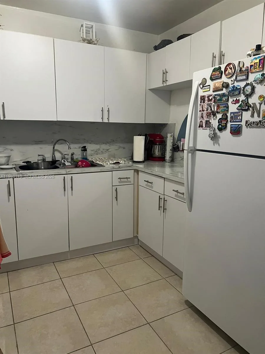 6125 W 20th Ave # 306, Hialeah, FL 33012 photo 2