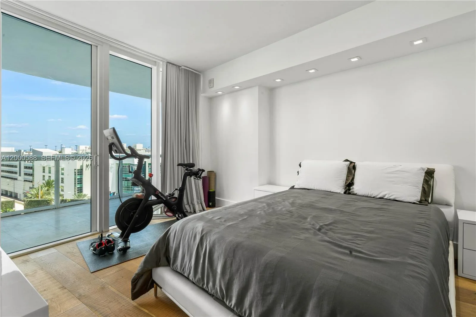 450 Alton Rd # 806, Miami Beach, FL 33139 photo 12