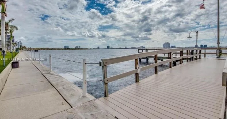 3490 N KEY DR # 106, Fort Myers, FL 33903