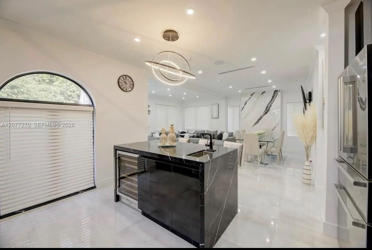 52 NE 47th St, Miami, FL 33137 photo 7