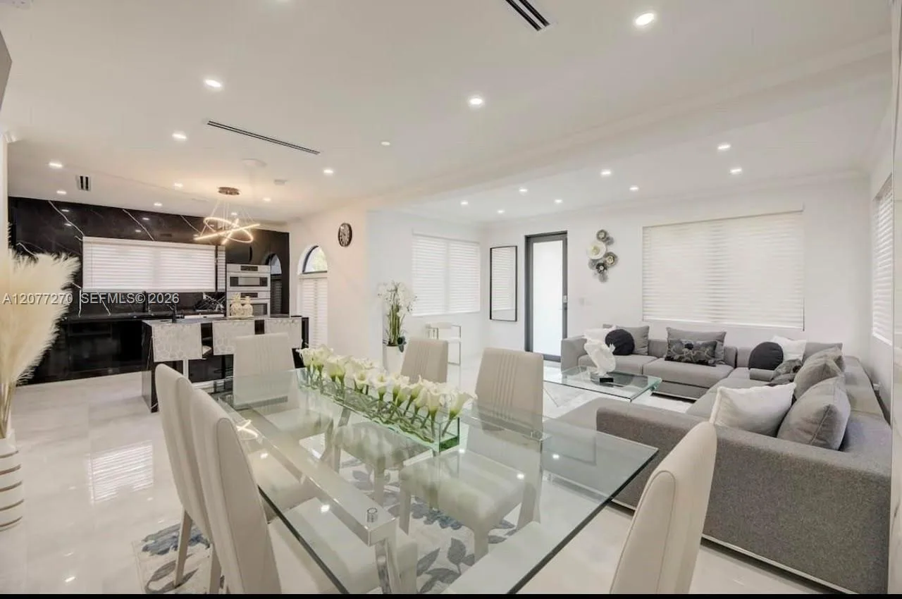 52 NE 47th St, Miami, FL 33137 photo 8