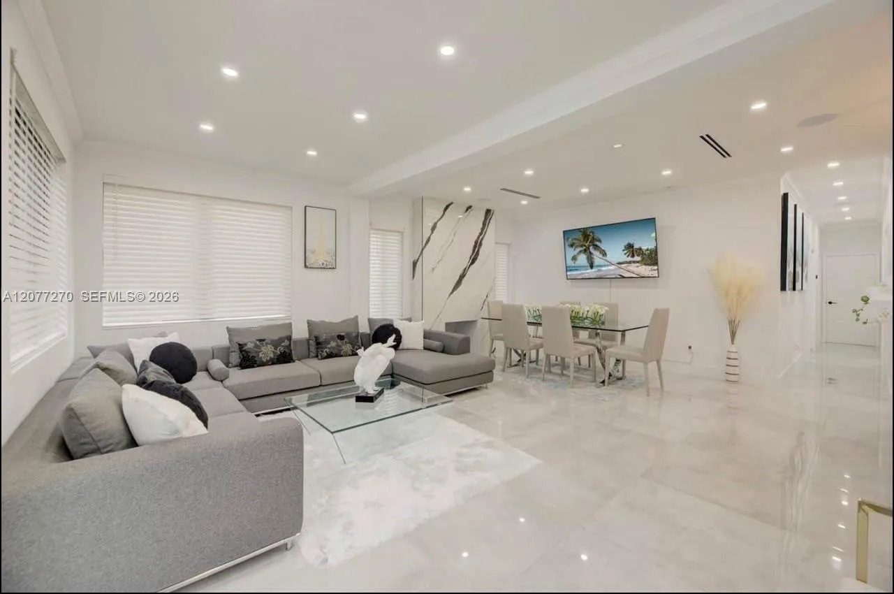 52 NE 47th St, Miami, FL 33137 photo 9