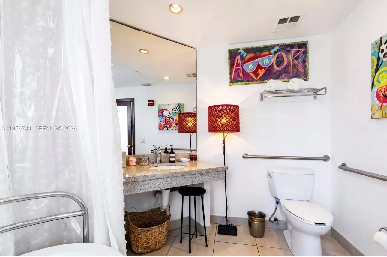 1036 Ocean Dr # B201, Miami Beach, FL 33139 photo 12