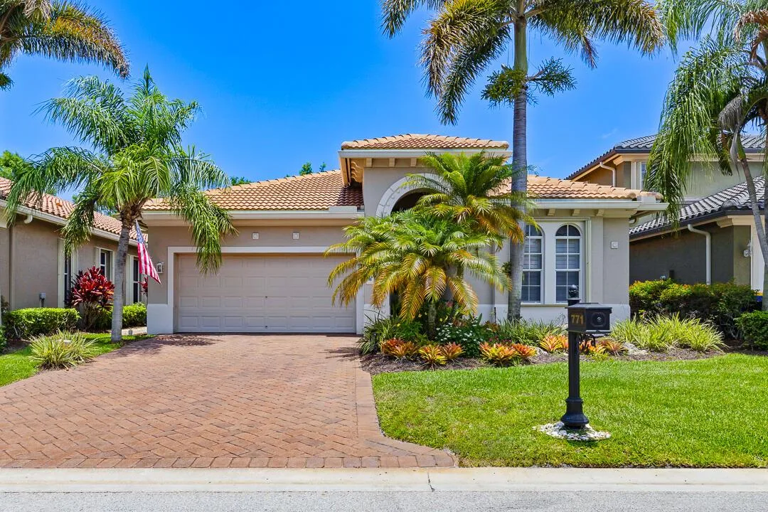 771 SW Pebble Lane, Palm City, FL 34990 photo 3