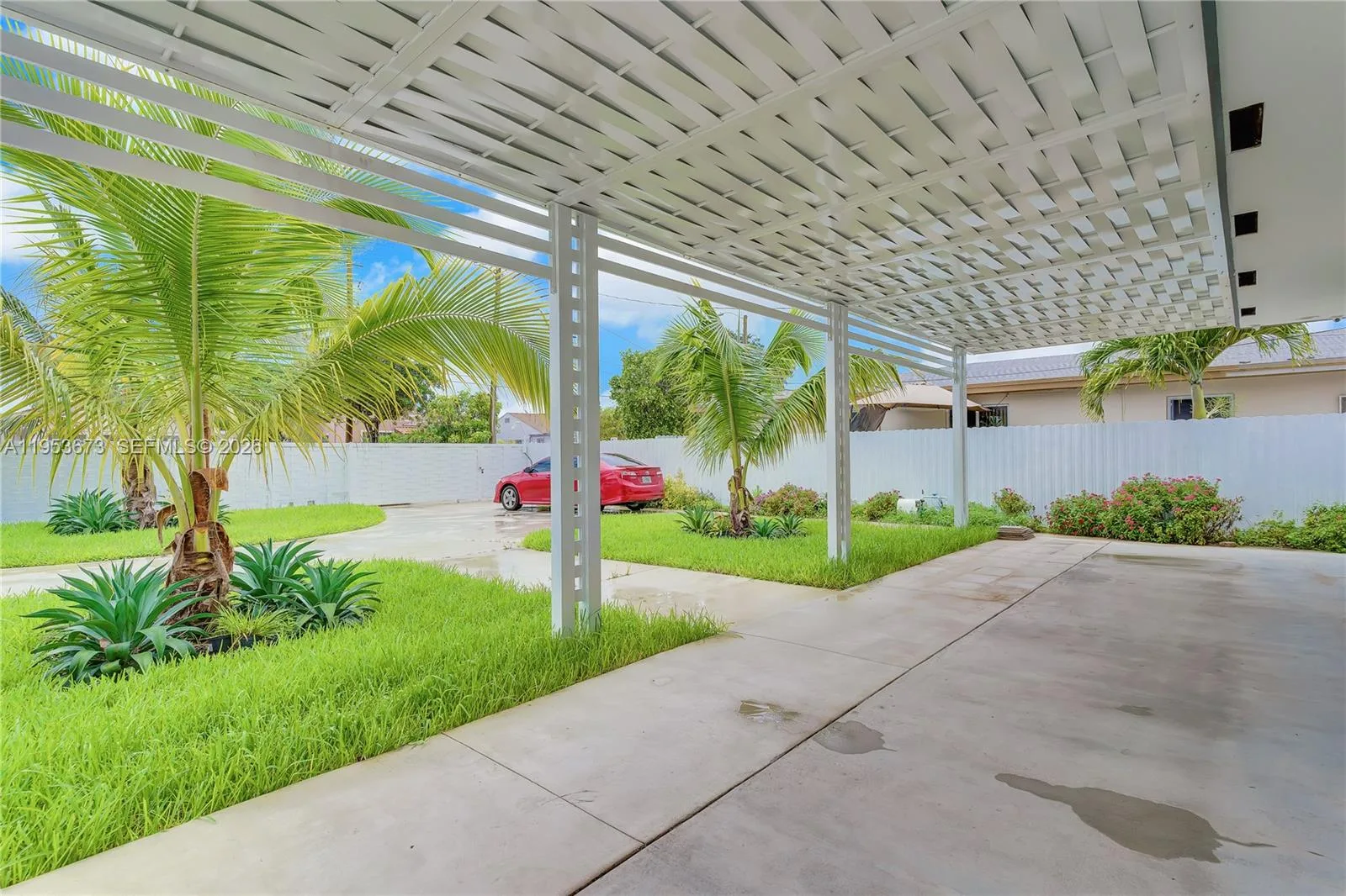 2247 NW 2nd St, Miami, FL 33125 photo 3