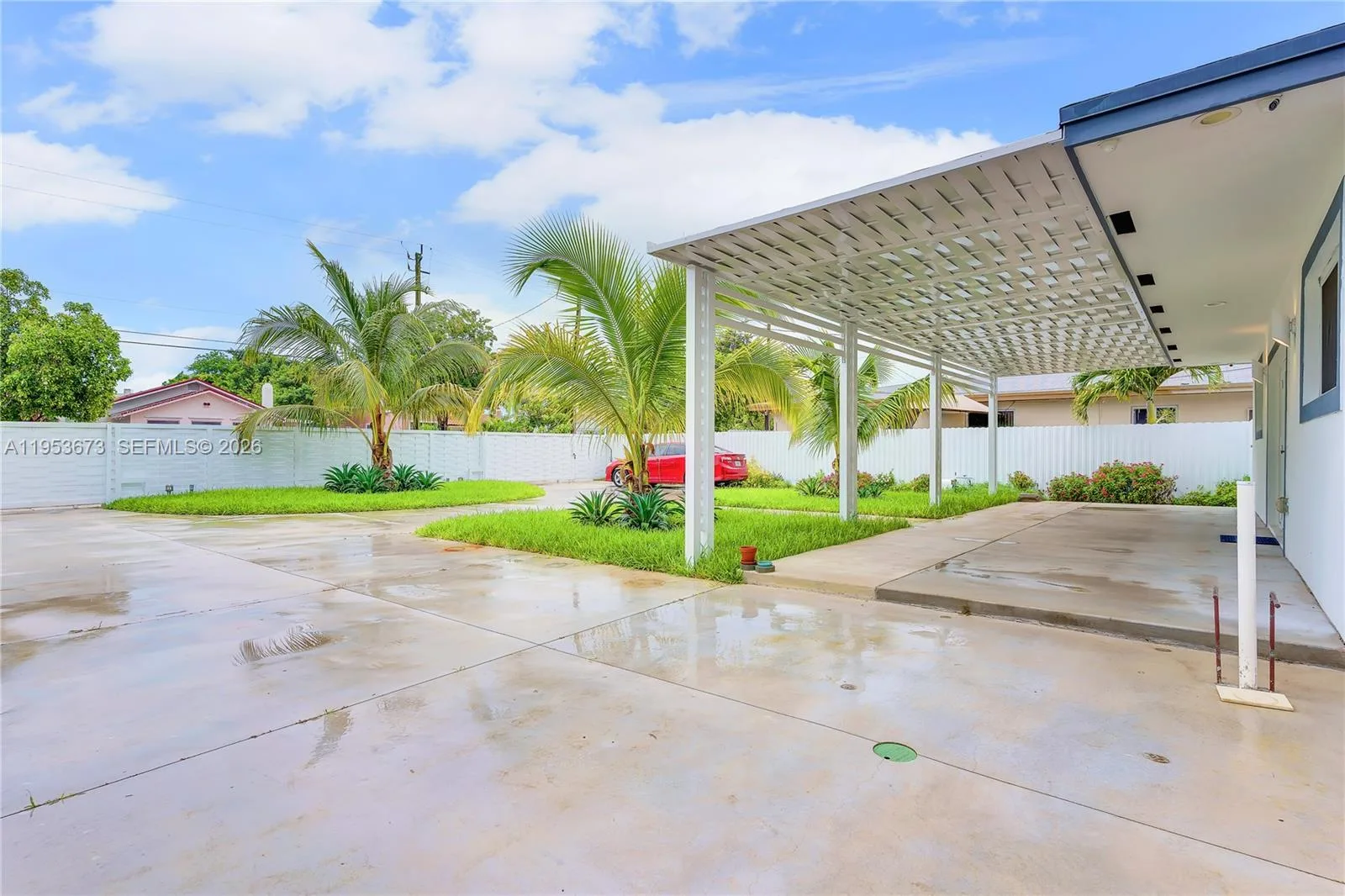 2247 NW 2nd St, Miami, FL 33125 photo 5