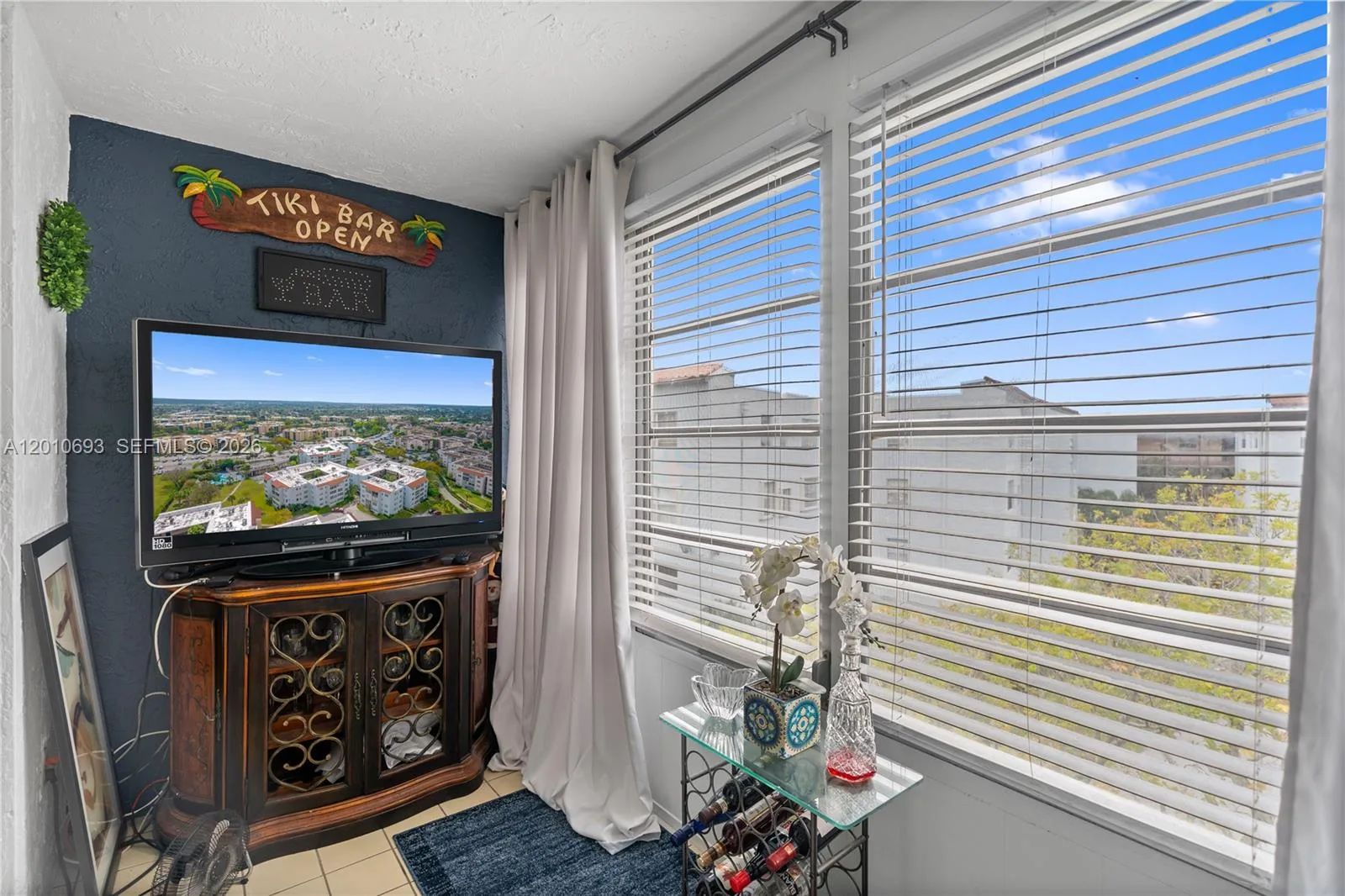 2850 Somerset Dr # 410L, Lauderdale Lakes, FL 33311 photo 8