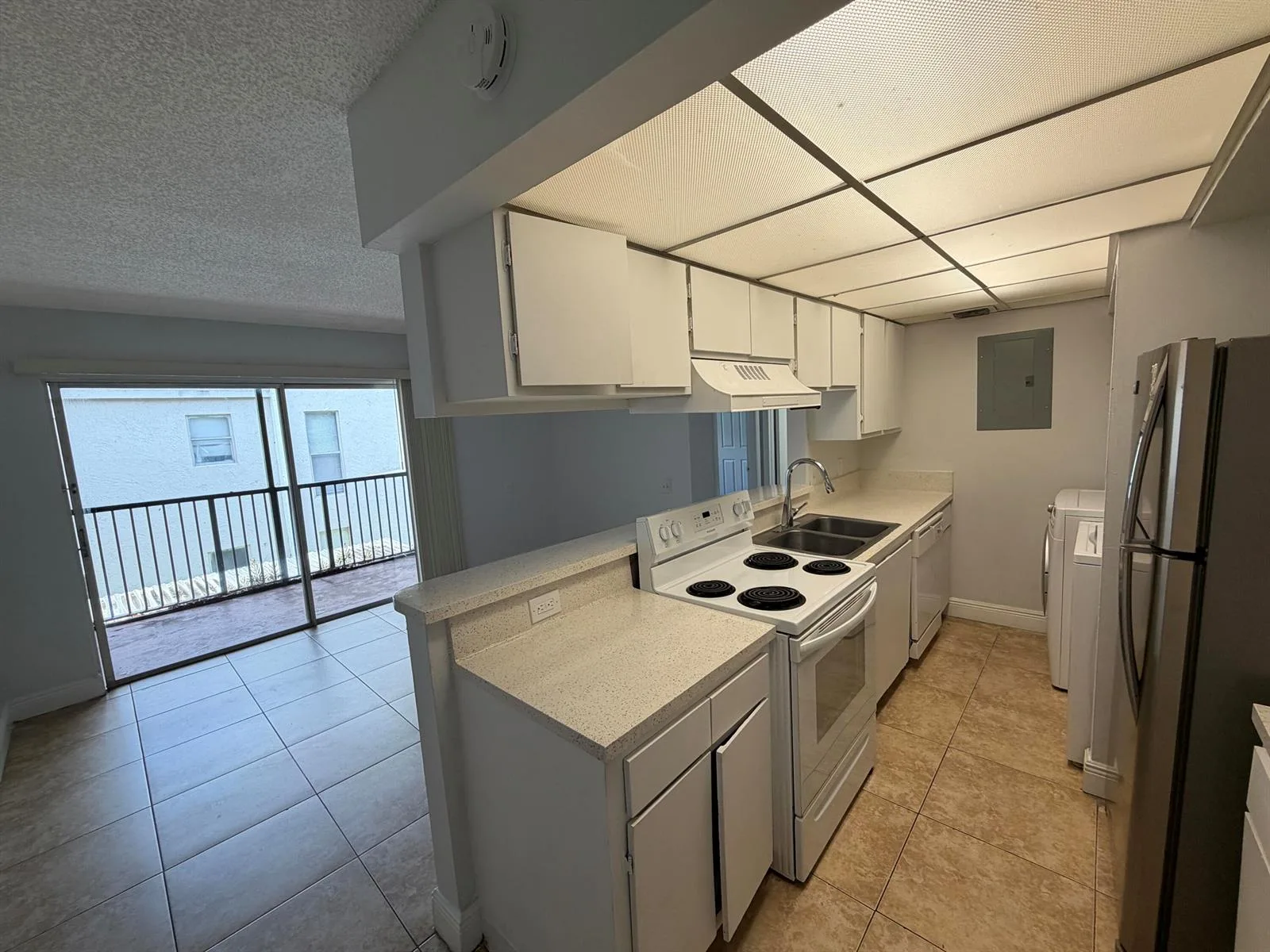 4419 TREEHOUSE Lane # C, Tamarac, FL 33319