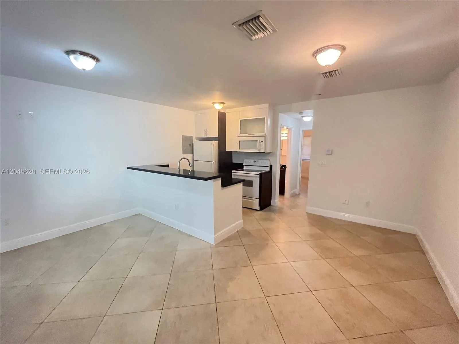 1034 Lenox Ave # 4, Miami Beach, FL 33139