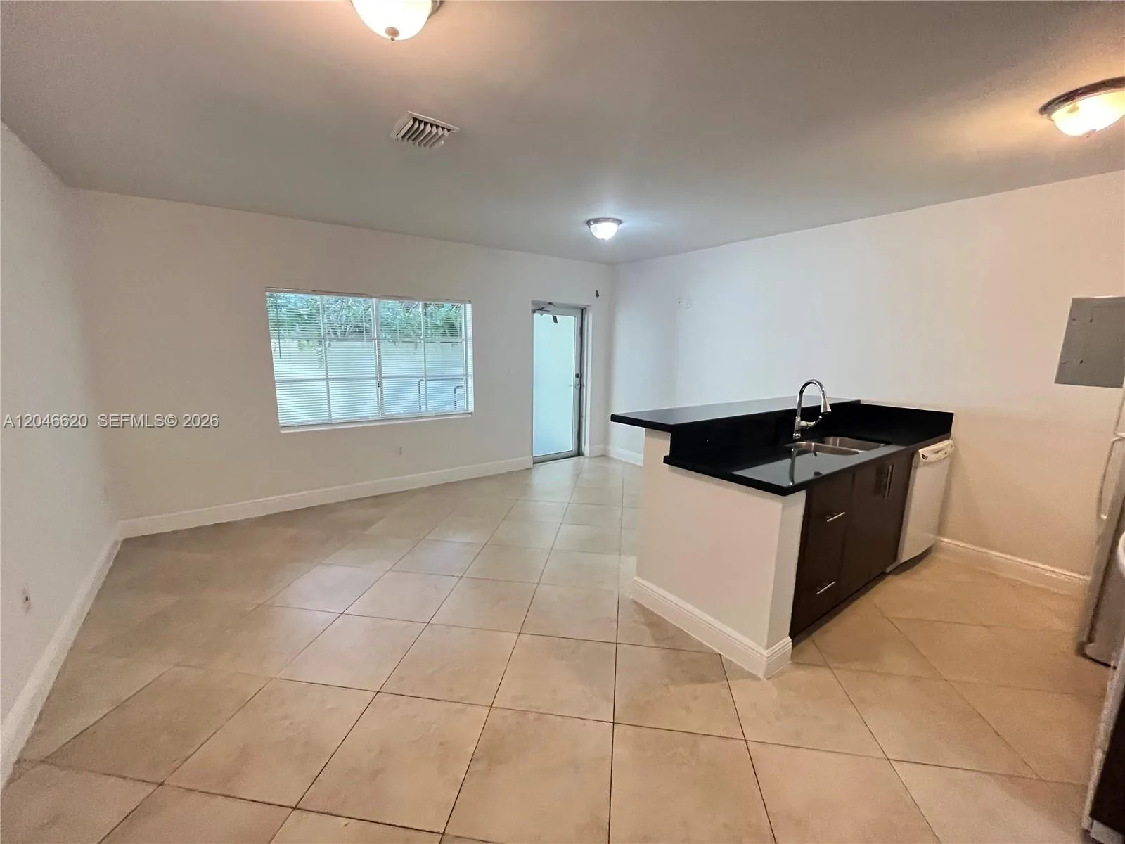 1034 Lenox Ave # 4, Miami Beach, FL 33139 photo 4