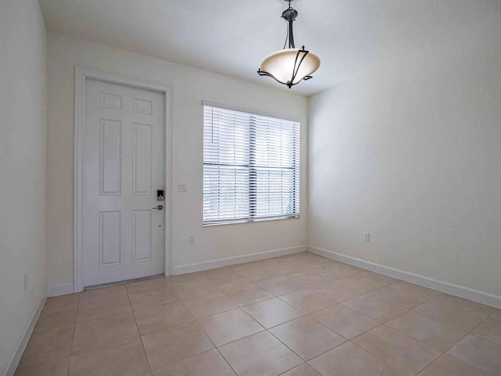 10032 W VILLA Circle, Vero Beach, FL 32966 photo 2