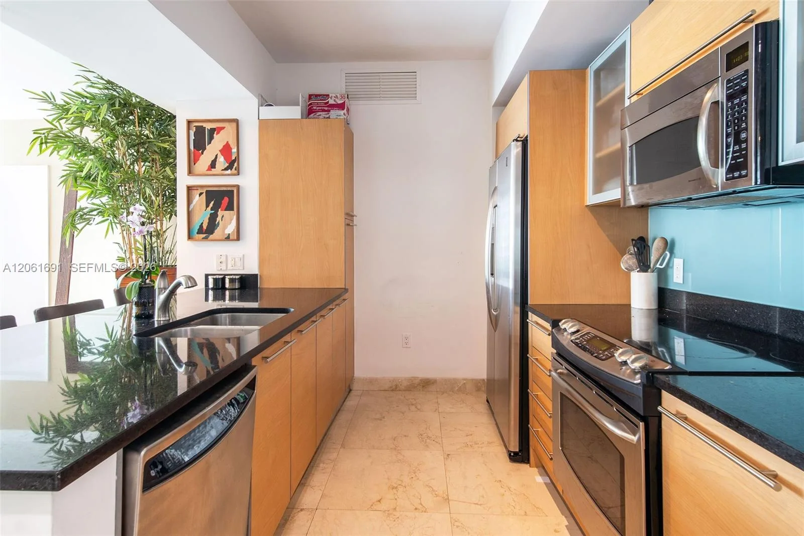 950 Brickell Bay Dr # 1211, Miami, FL 33131 photo 4