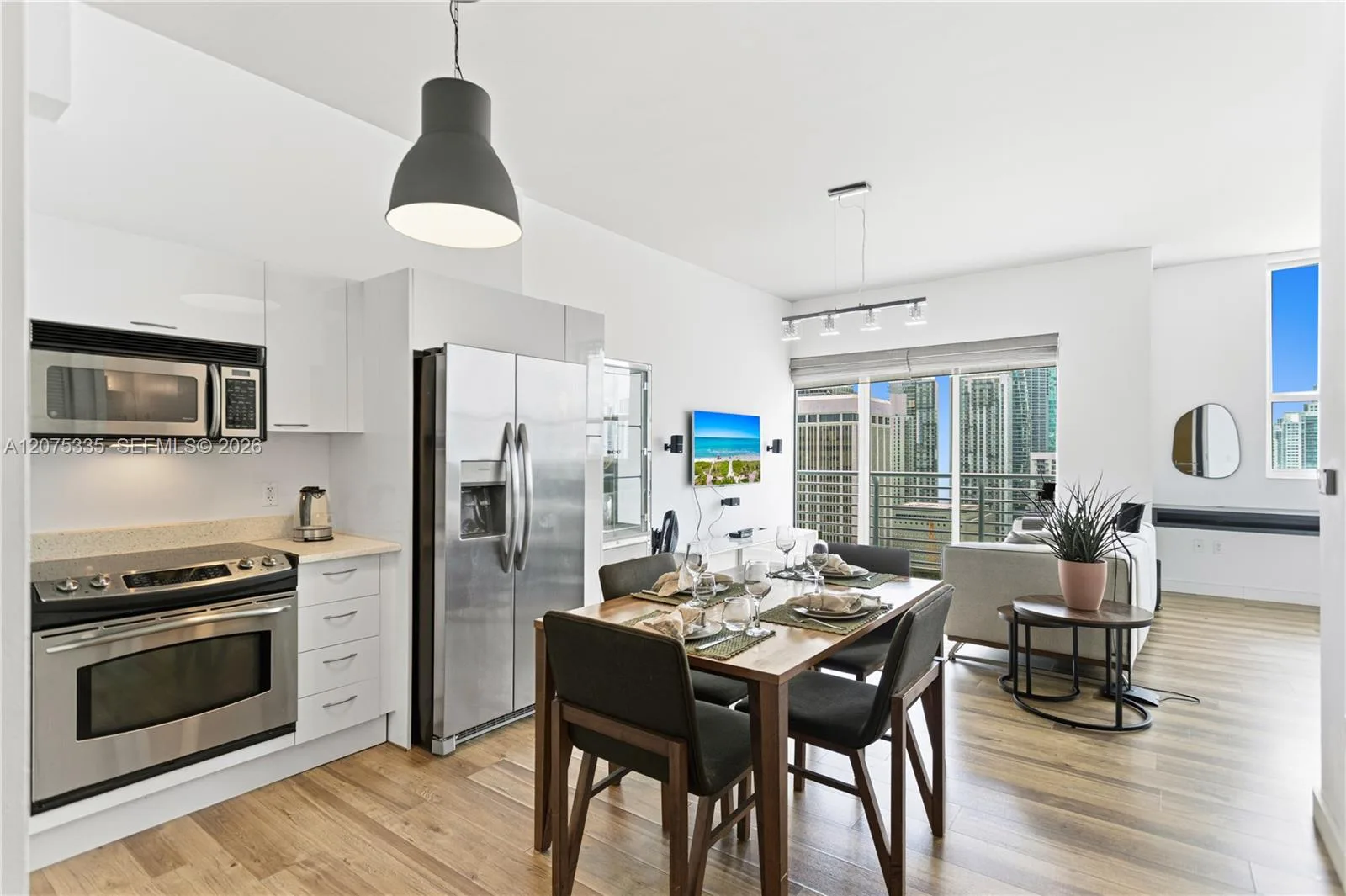133 NE 2nd Ave # 2904, Miami, FL 33132
