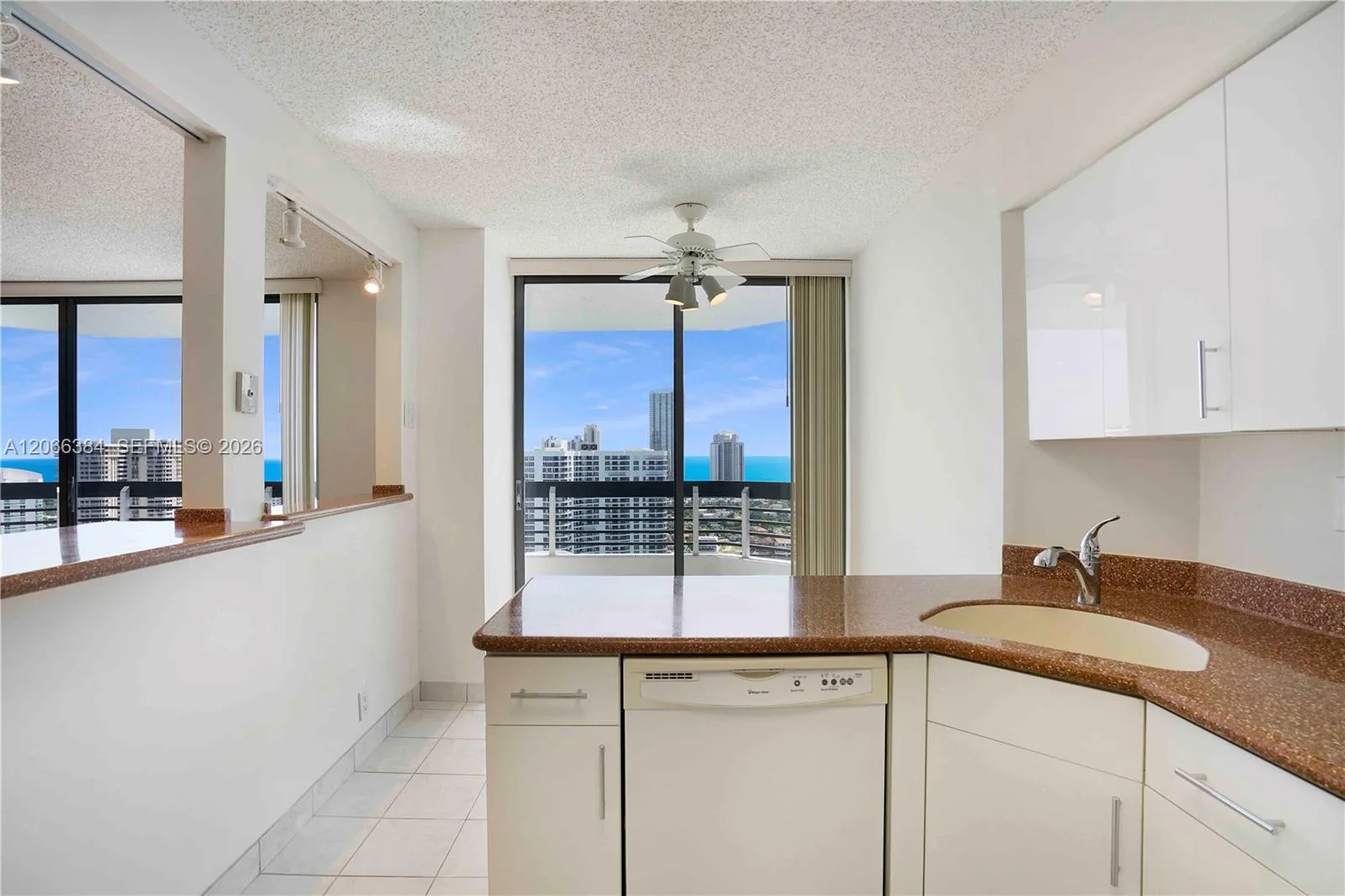 3530 Mystic Pointe Dr # 3214, Aventura, FL 33180 photo 10