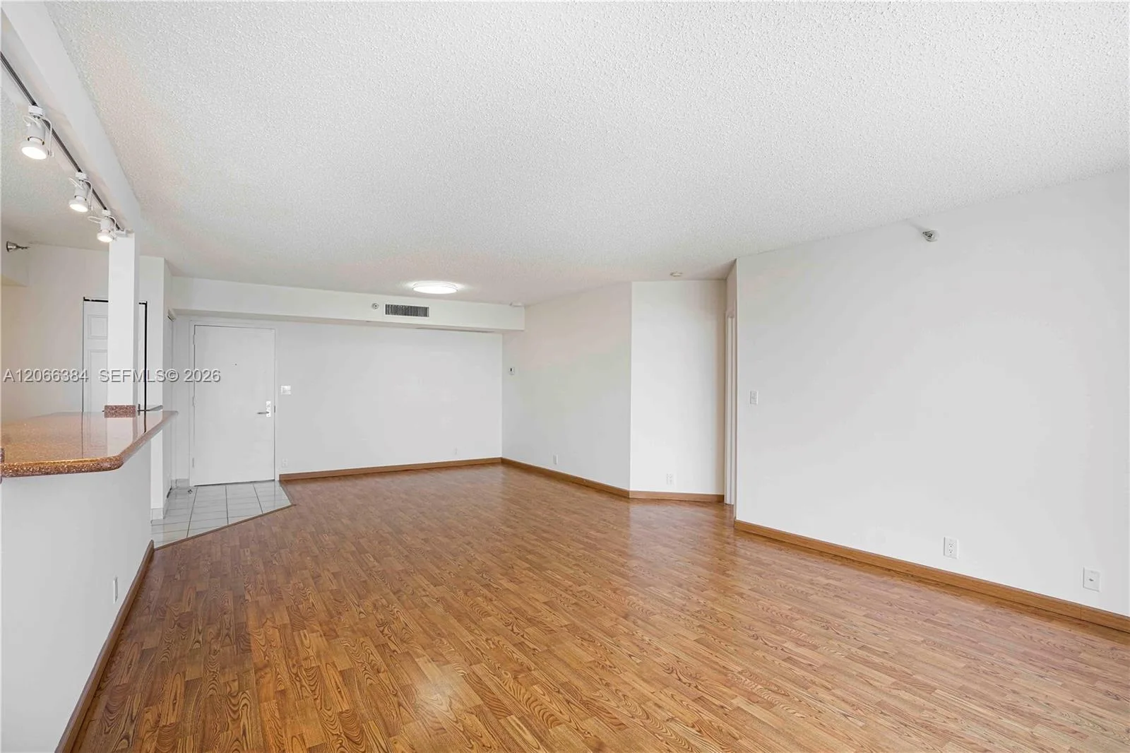 3530 Mystic Pointe Dr # 3214, Aventura, FL 33180 photo 7