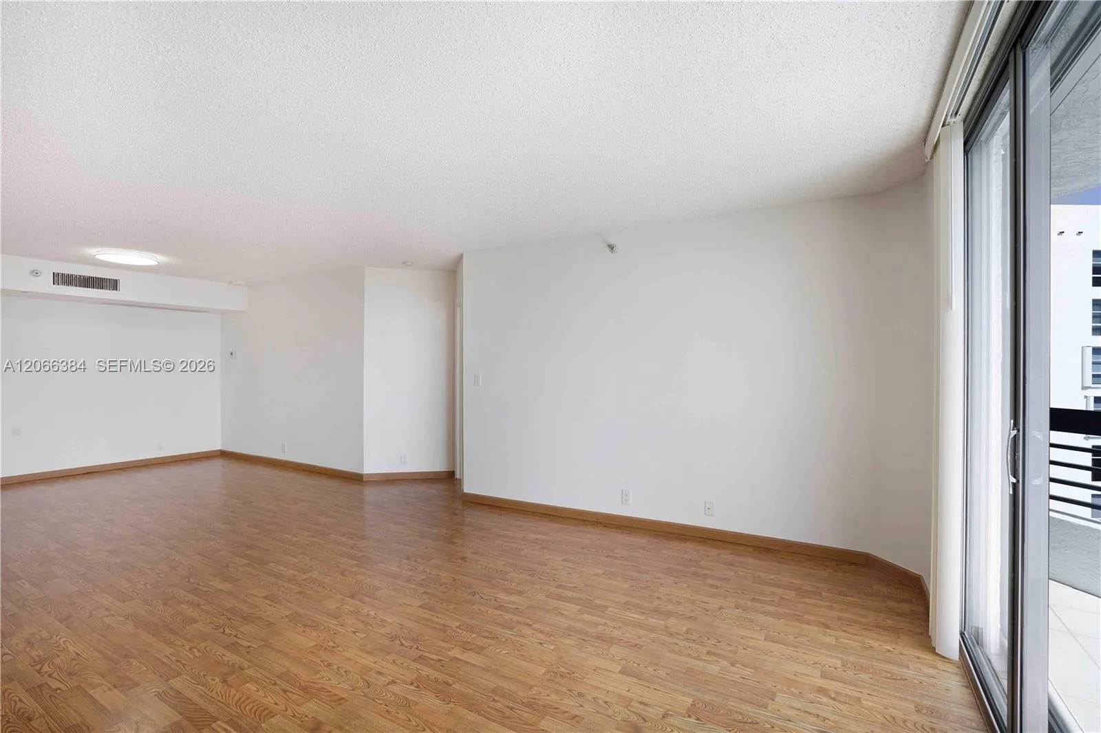 3530 Mystic Pointe Dr # 3214, Aventura, FL 33180 photo 8