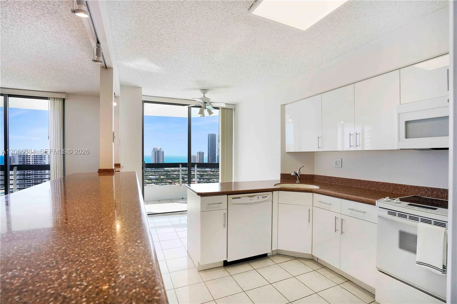 3530 Mystic Pointe Dr # 3214, Aventura, FL 33180 photo 9