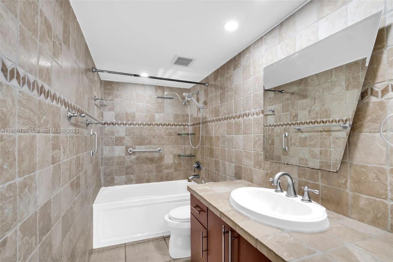 5401 Collins Ave # 923, Miami Beach, FL 33140 photo 8