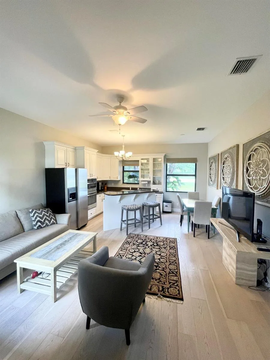 15590 Hawker Lane, Wellington, FL 33414 photo 2