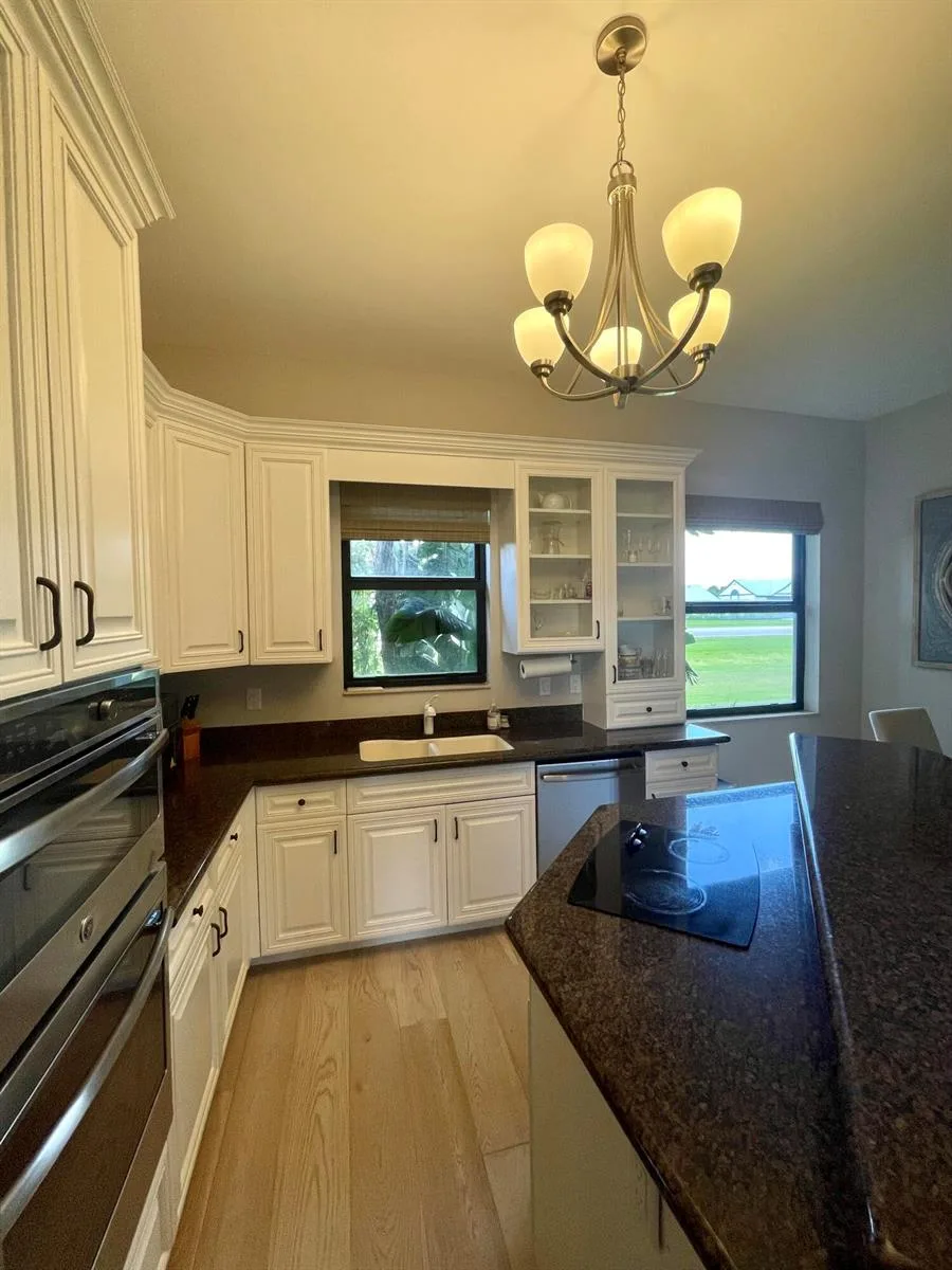 15590 Hawker Lane, Wellington, FL 33414 photo 3