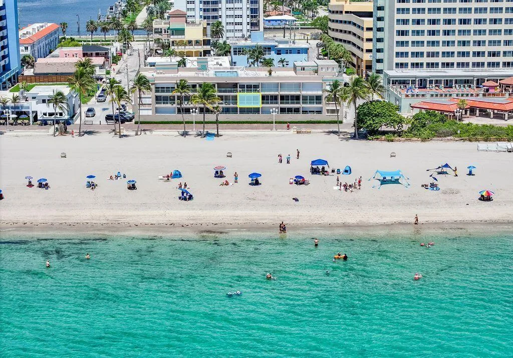 201 Van Buren Street # 205, Hollywood, FL 33019