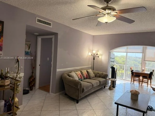 3850 Washington St # 409, Hollywood, FL 33021 photo 8