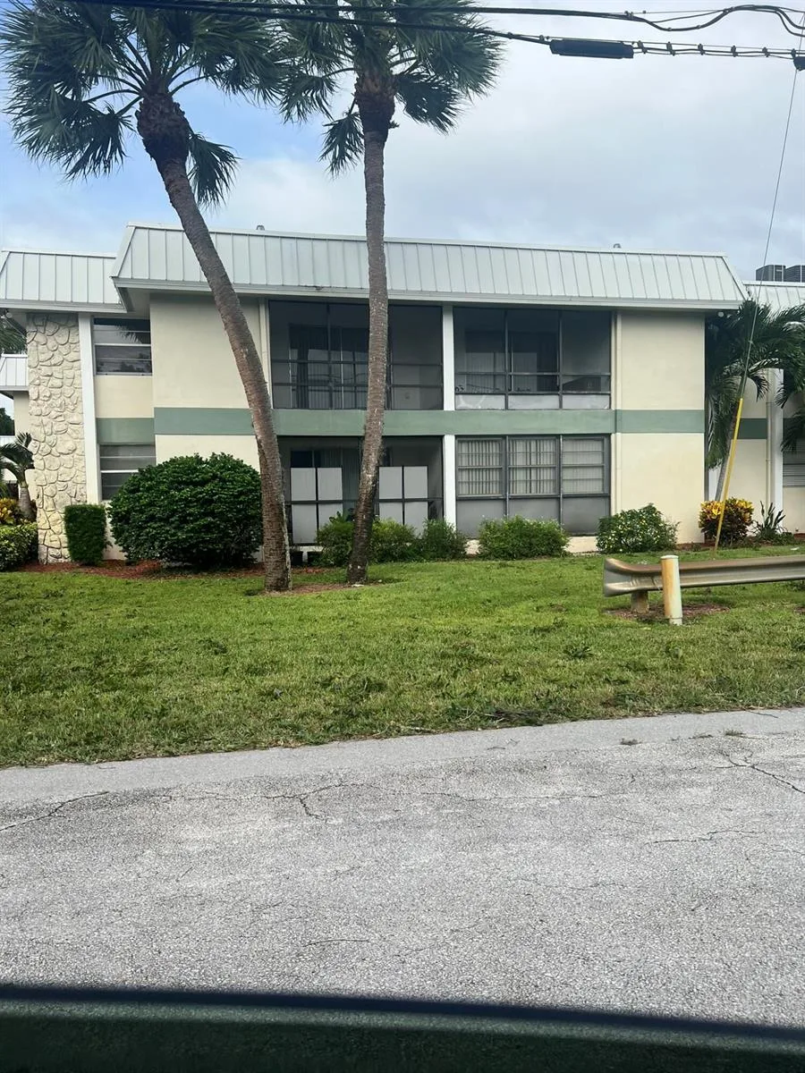 2302 Sunrise # 3-201, Fort Pierce, FL 34949