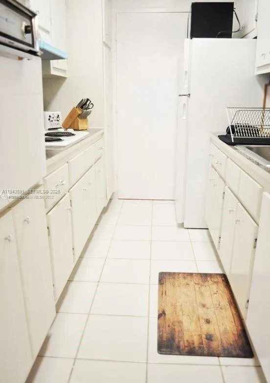 100 Lincoln Rd # 522, Miami Beach, FL 33139 photo 2