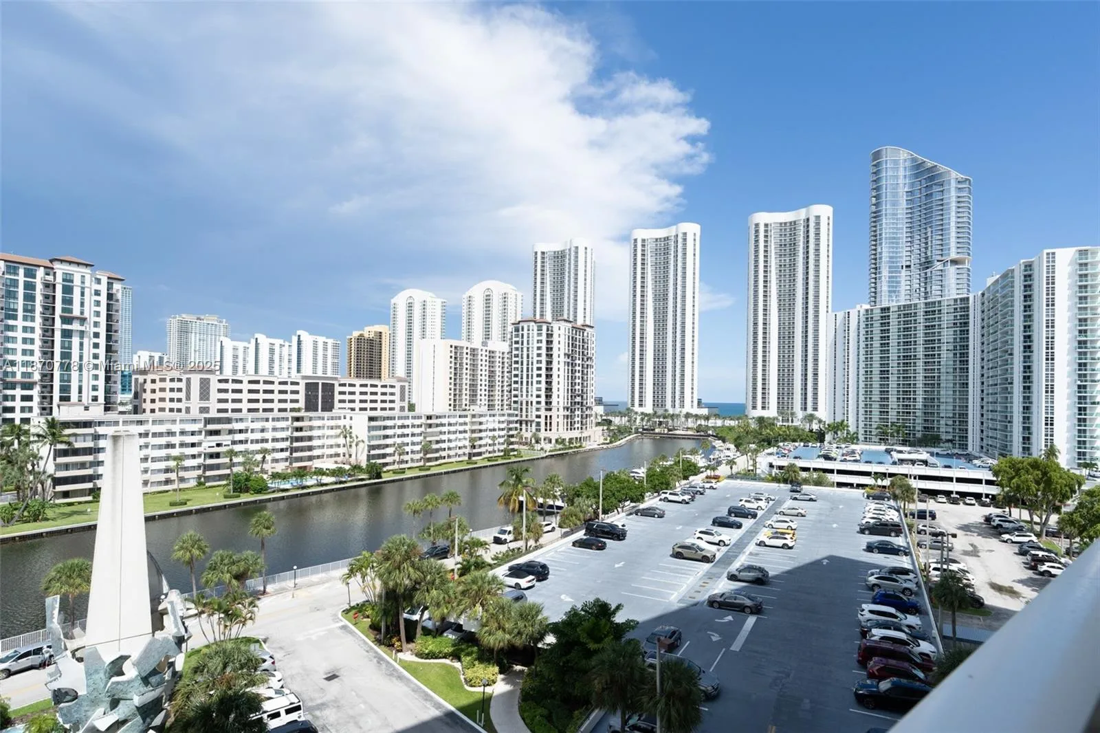 300 Bayview Dr # 701, Sunny Isles Beach, FL 33160
