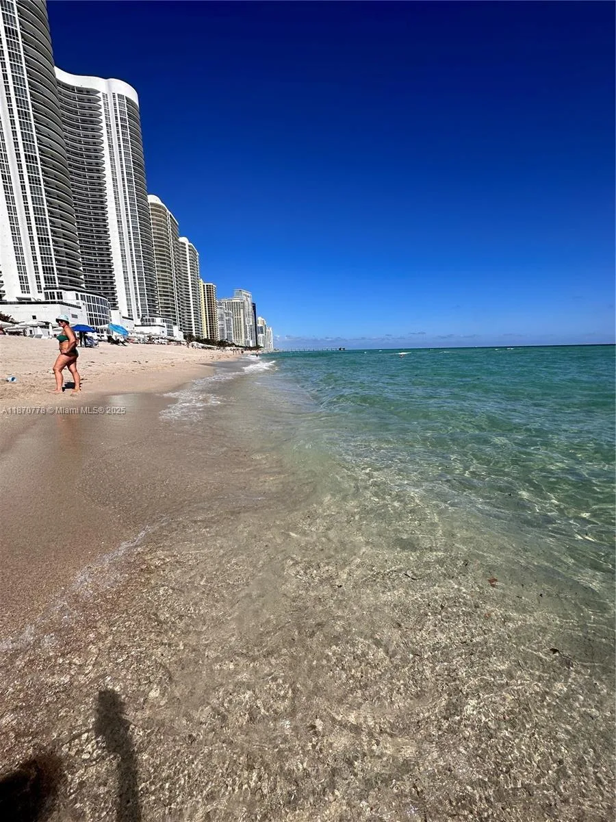 300 Bayview Dr # 701, Sunny Isles Beach, FL 33160 photo 10