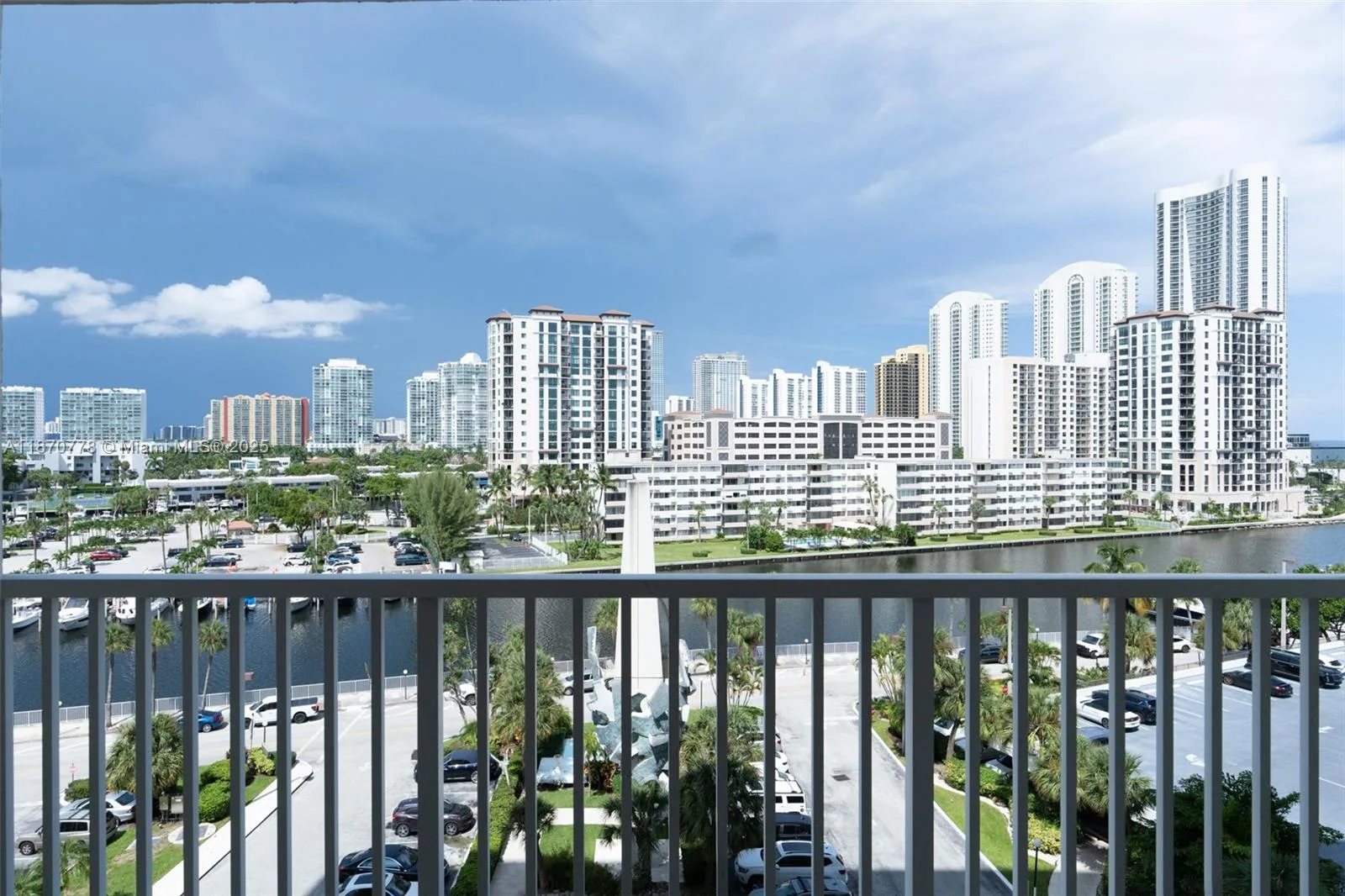 300 Bayview Dr # 701, Sunny Isles Beach, FL 33160 photo 2