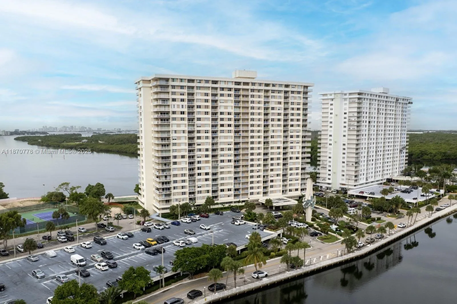 300 Bayview Dr # 701, Sunny Isles Beach, FL 33160 photo 9