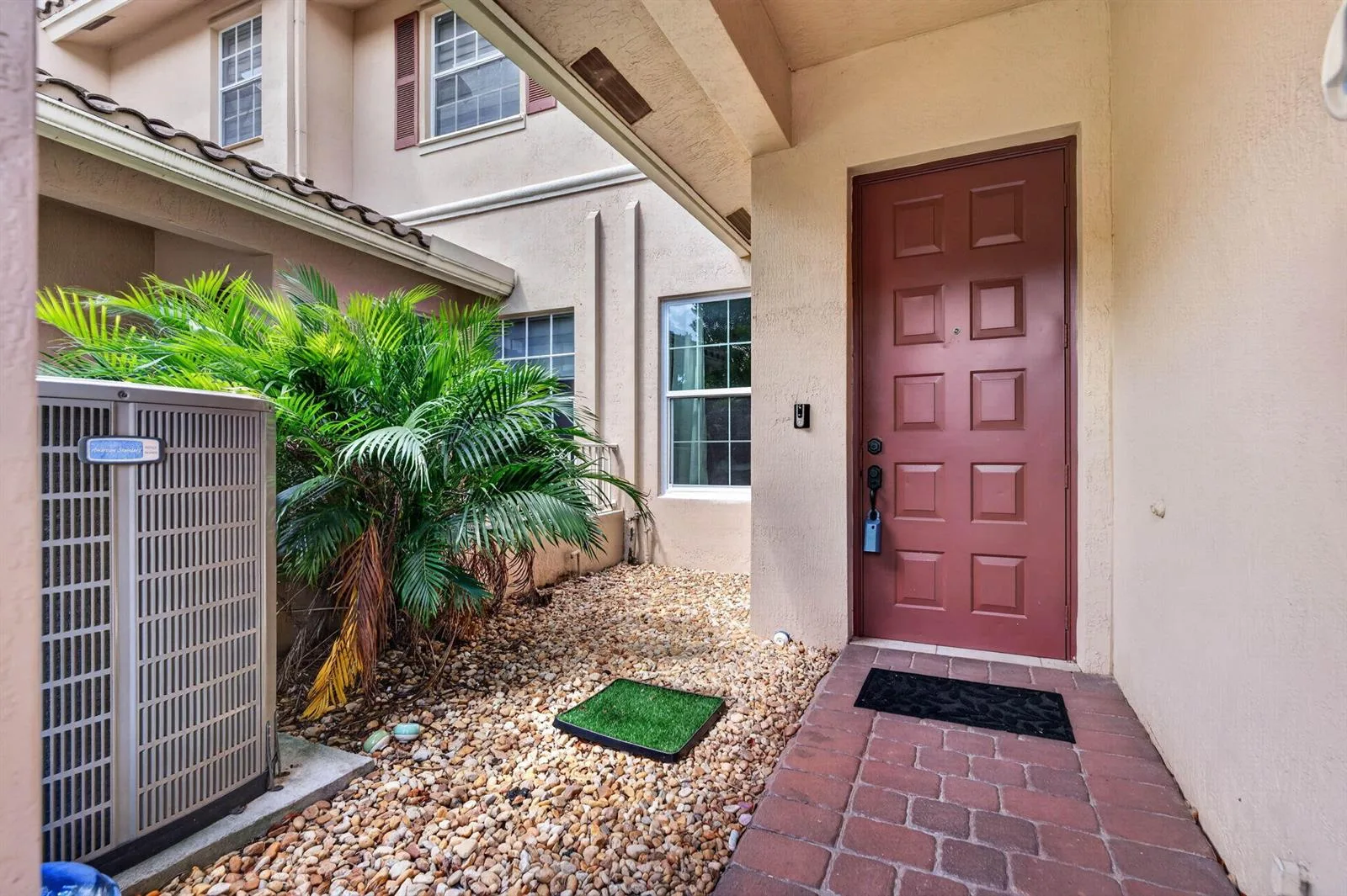 3355 Lakeside Drive, Davie, FL 33328 photo 5