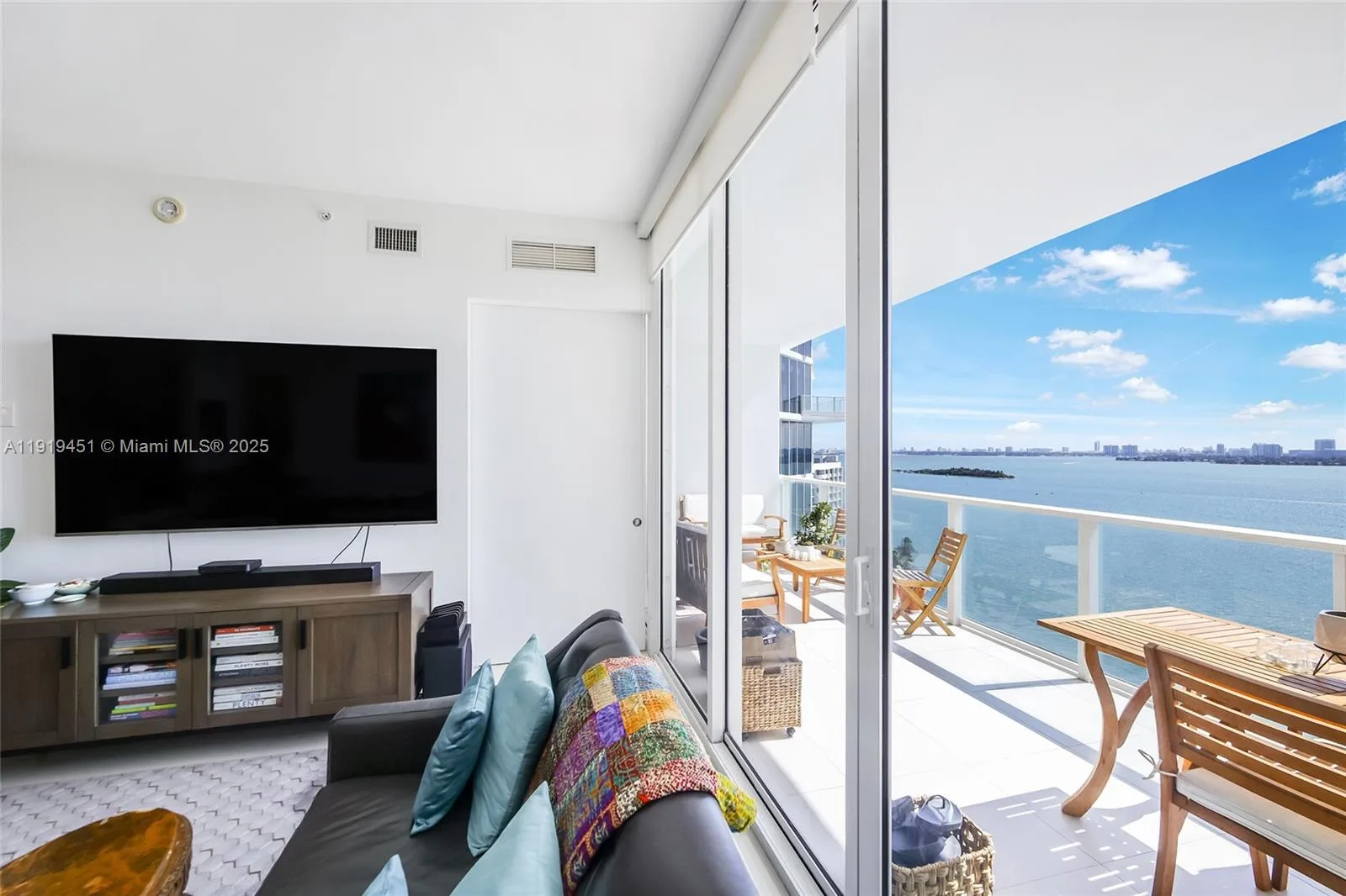2020 N Bayshore Dr # 1604, Miami, FL 33137 photo 12